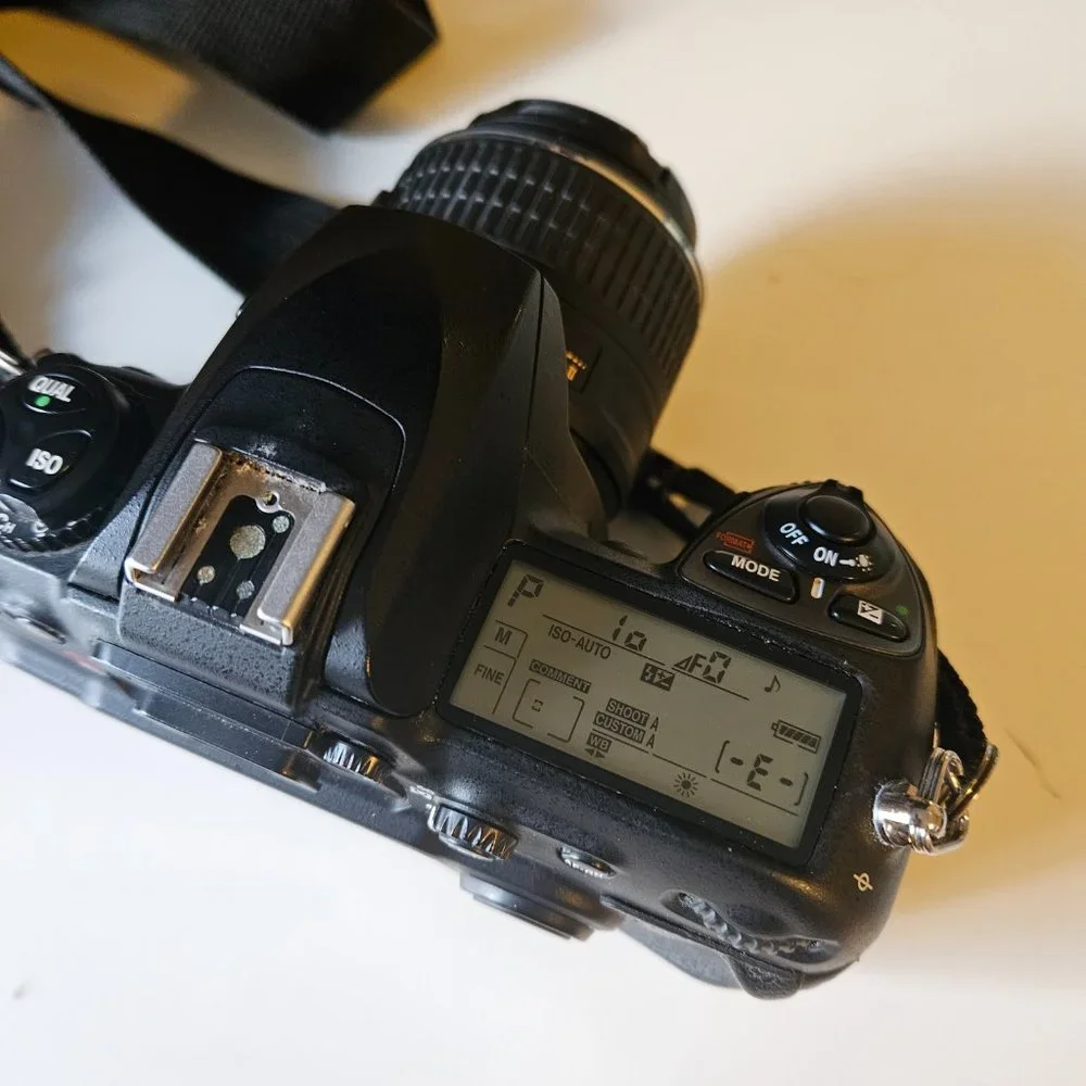 nikon d200 w/ lenses dslr